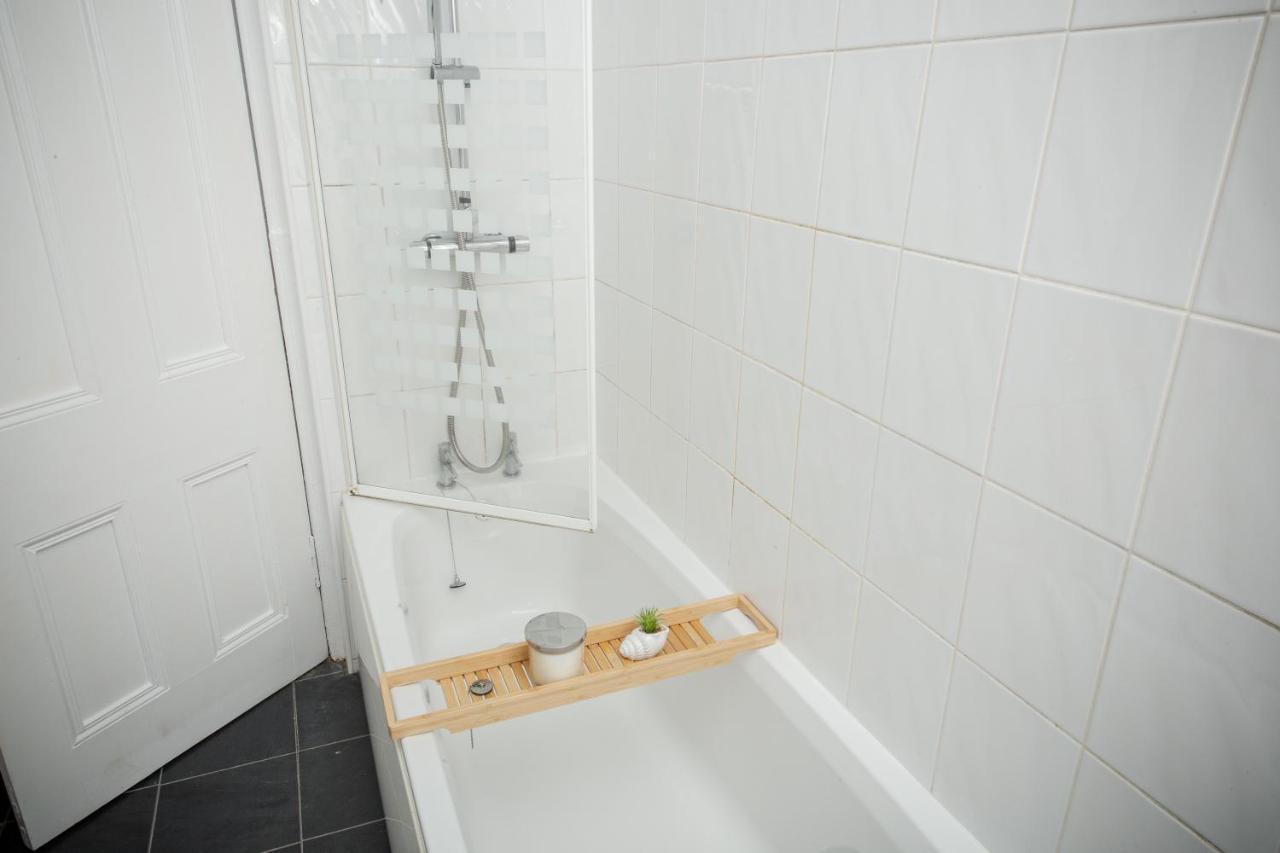 Bonhill Getaway Apartman Dumbarton Kültér fotó